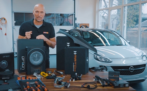 Opel Adam Untersitz-Subwoofer einbauen Produktvorstellung