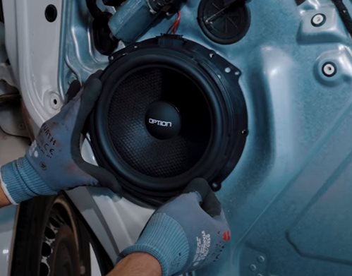 VW T5 Lautsprecher einbauen Option Air VW T5 Tieftöner einbauen